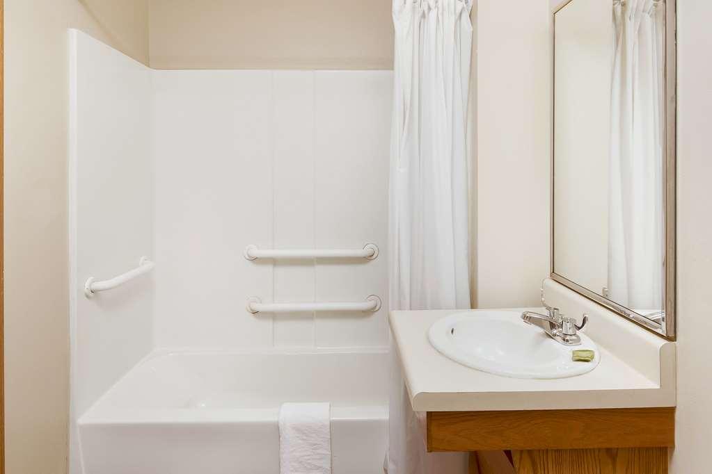 Extended Stay America Select Suites - Wilmington - West Eksteriør bilde