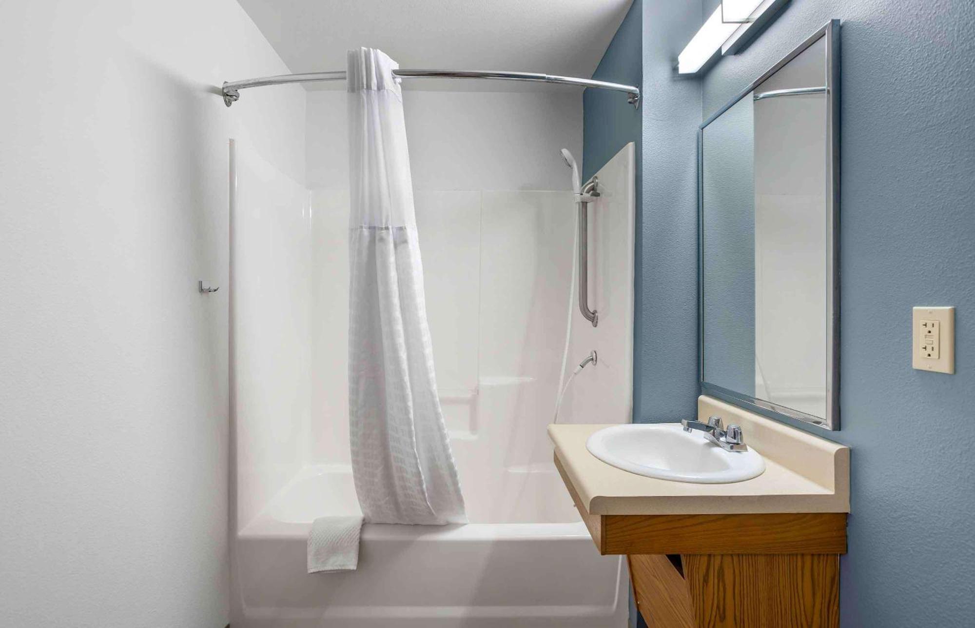 Extended Stay America Select Suites - Wilmington - West Eksteriør bilde
